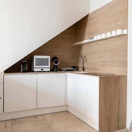 Elegante Loft En Calle Magallanes *